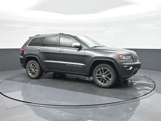 Used 2017 Gray Jeep Limited image 17