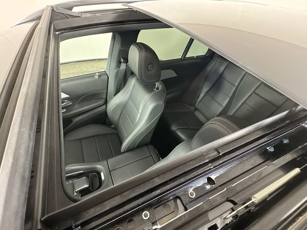 Used 2024 Black Mercedes-Benz GLE 450 image 25