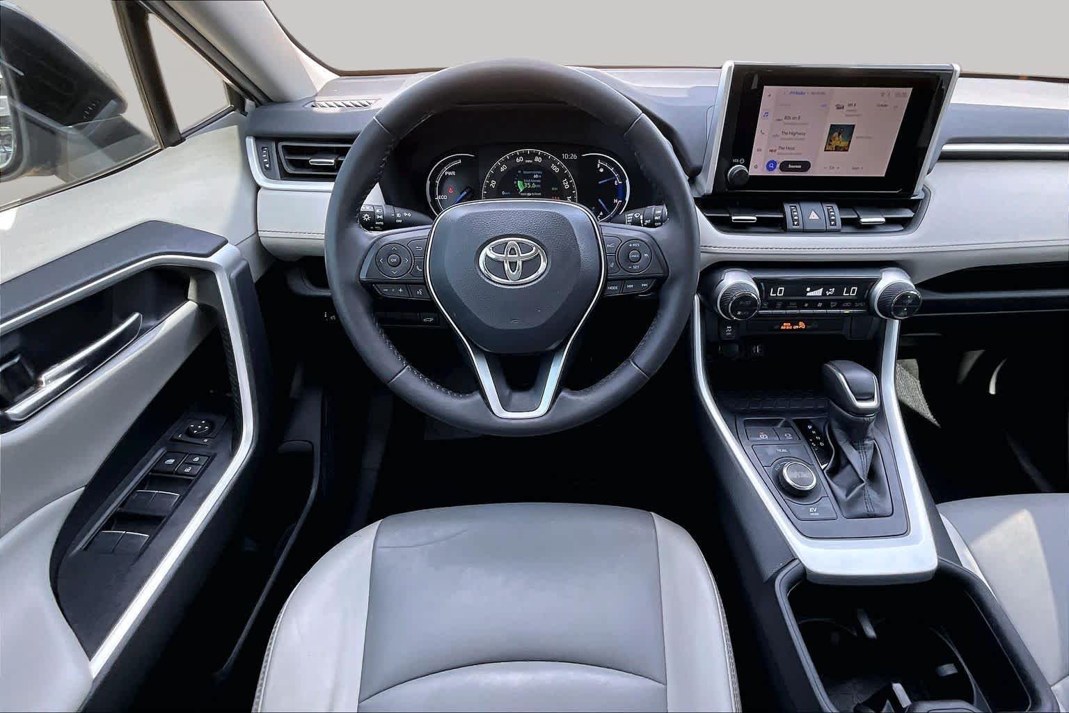 Used 2024 Silver Sky Metallic Toyota Hybrid XLE Premium image 6