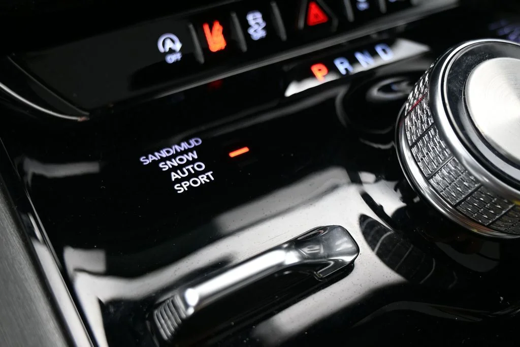 Used 2025 Black Jeep Series III image 25