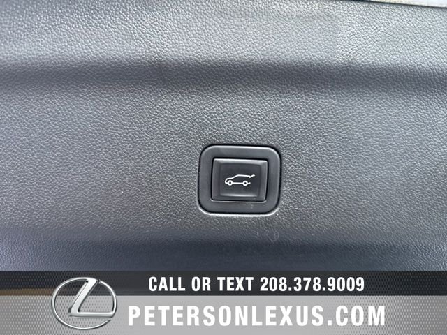 2024 GMC Yukon SLT - Photo 21