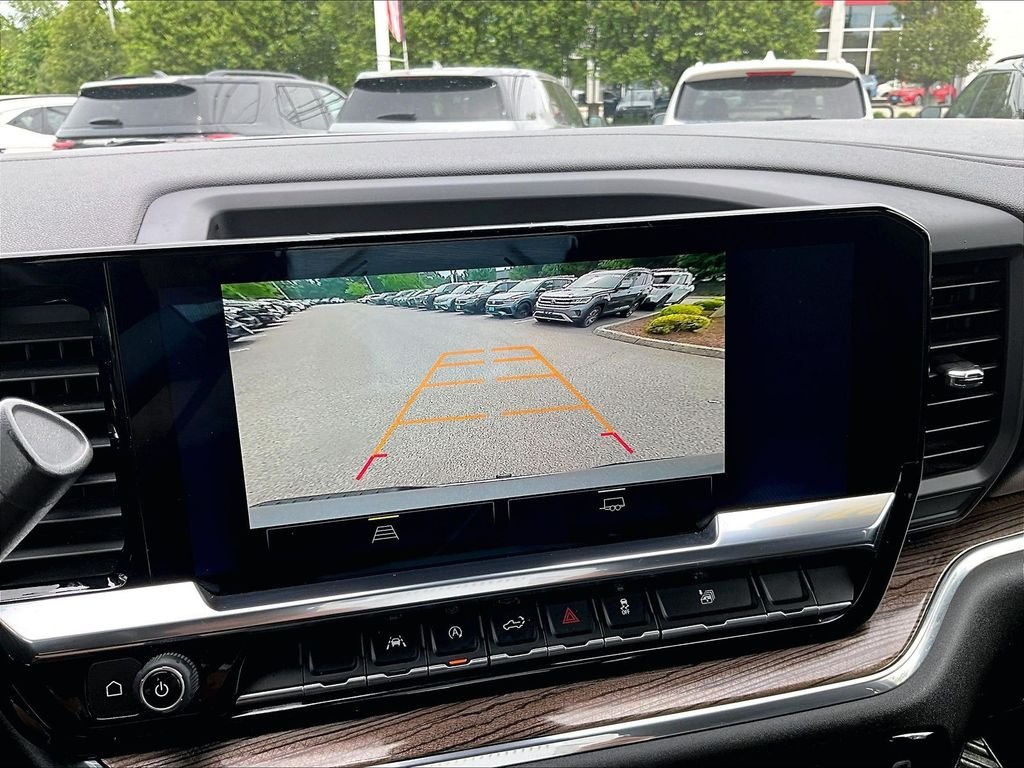 Used 2024 Gray Chevrolet LT image 19
