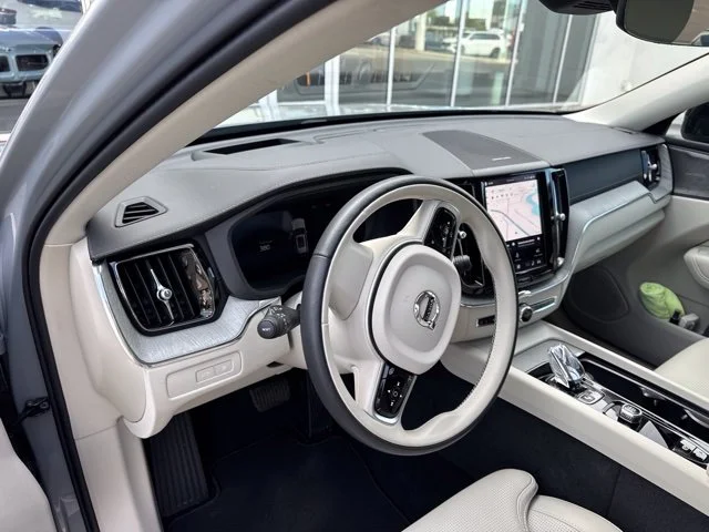 Used 2025 Gray Volvo T8 Ultra image 9