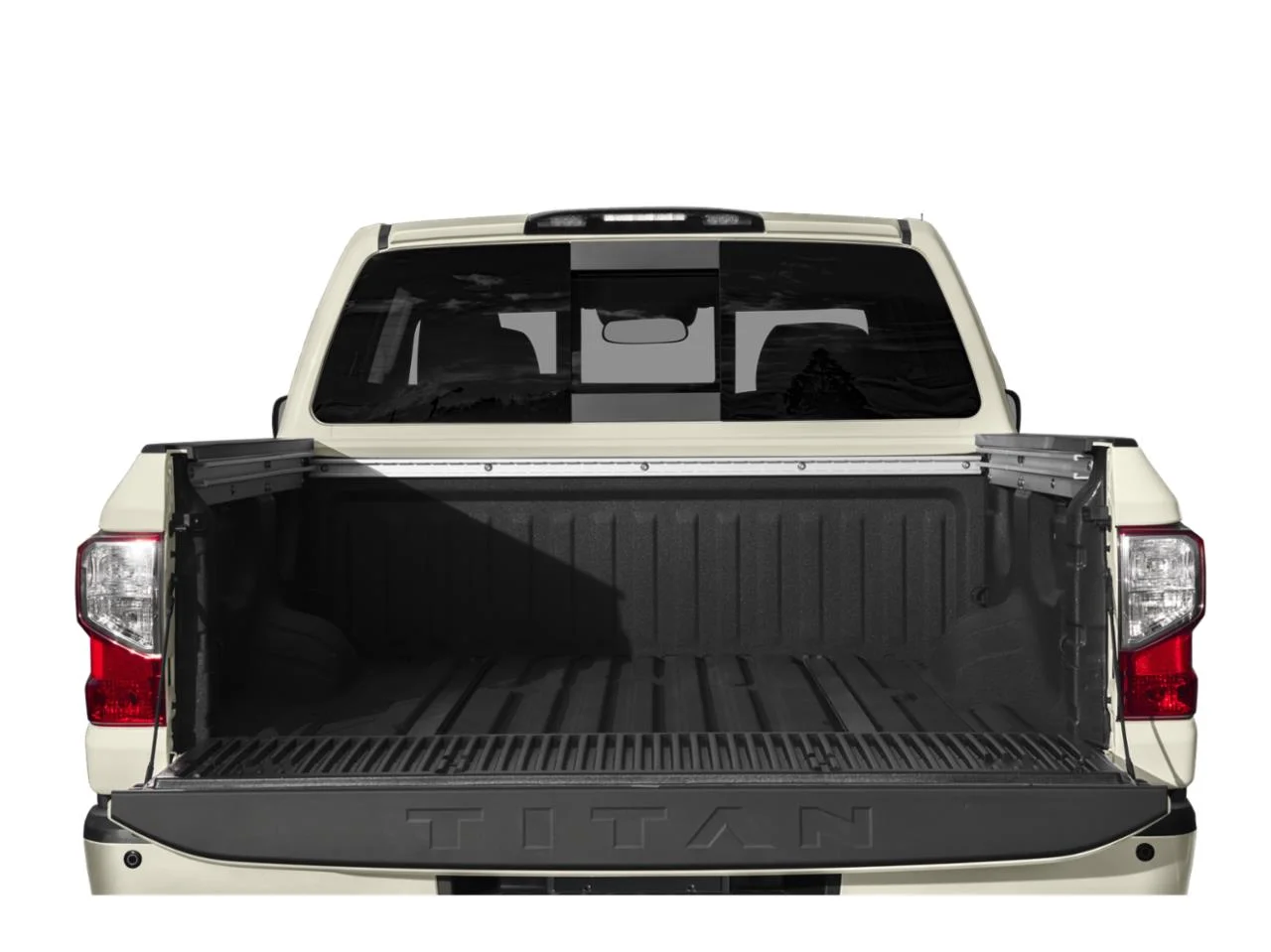 Used 2019 Pearl White Nissan Platinum Reserve image 5