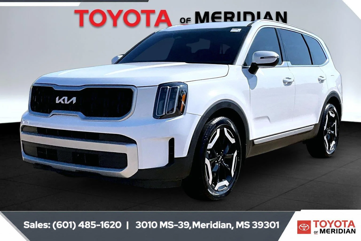 Used 2025 Glacial White Pearl Kia EX image 10