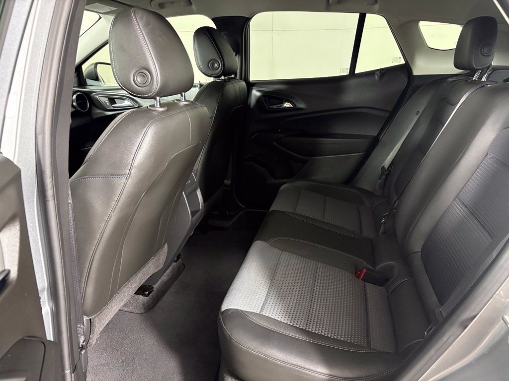 Used 2024 Gray Chevrolet LT image 39