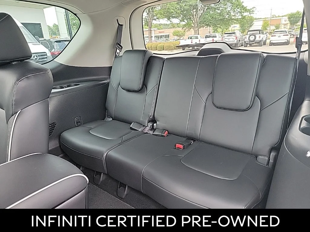 Certified Used 2023 Moonstone White INFINITI Premium Select image 15