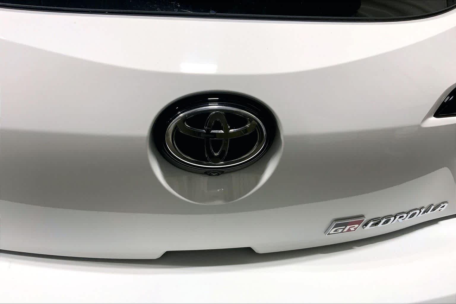 Used 2025 Ice Cap Toyota Premium image 19