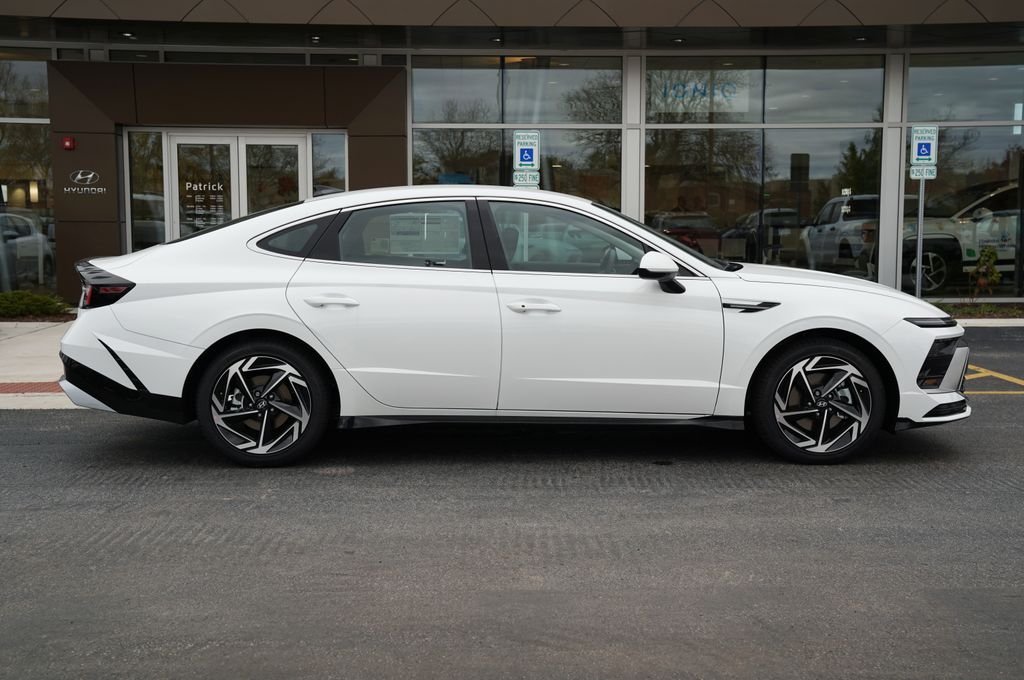 New 2026 Serenity White Hyundai SEL Sport image 25