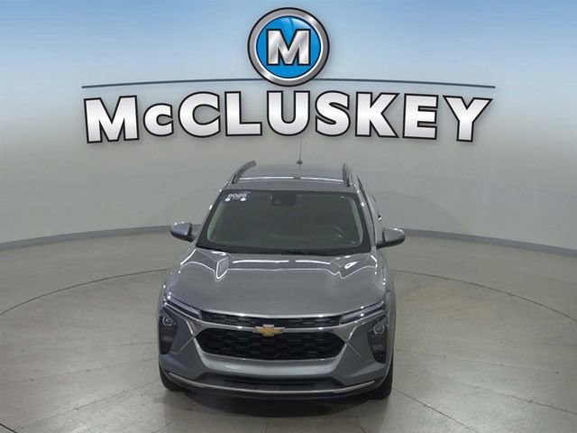 2025 Chevrolet Trax LT - Photo 16