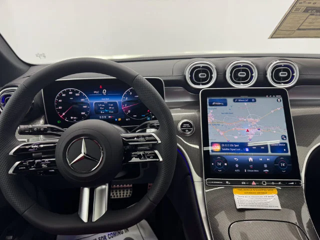New 2026  Mercedes-Benz GLC 300 image 3