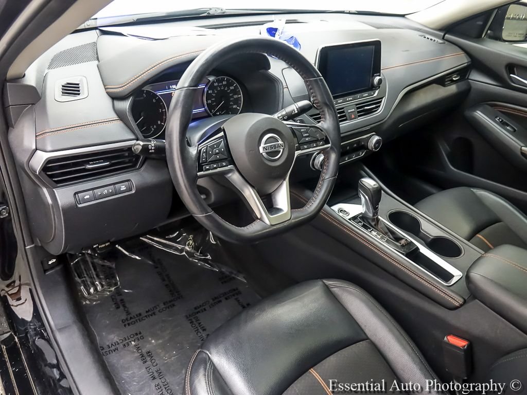 Certified Used 2021 Super Black Nissan 2.5 SR image 10