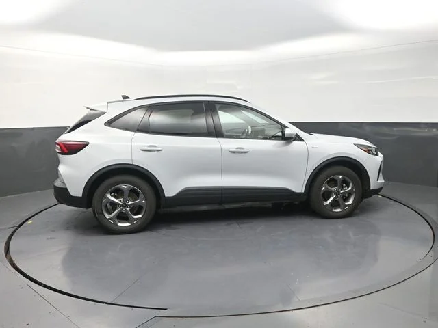 Used 2025 Silver Ford ST-Line Select image 9
