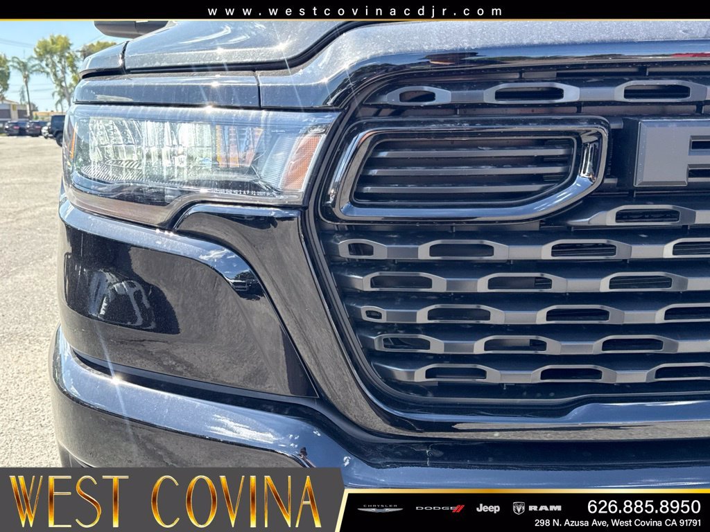 New 2027 Diamond Black Crystal Pearl-Coat Exterior Paint RAM Express image 26