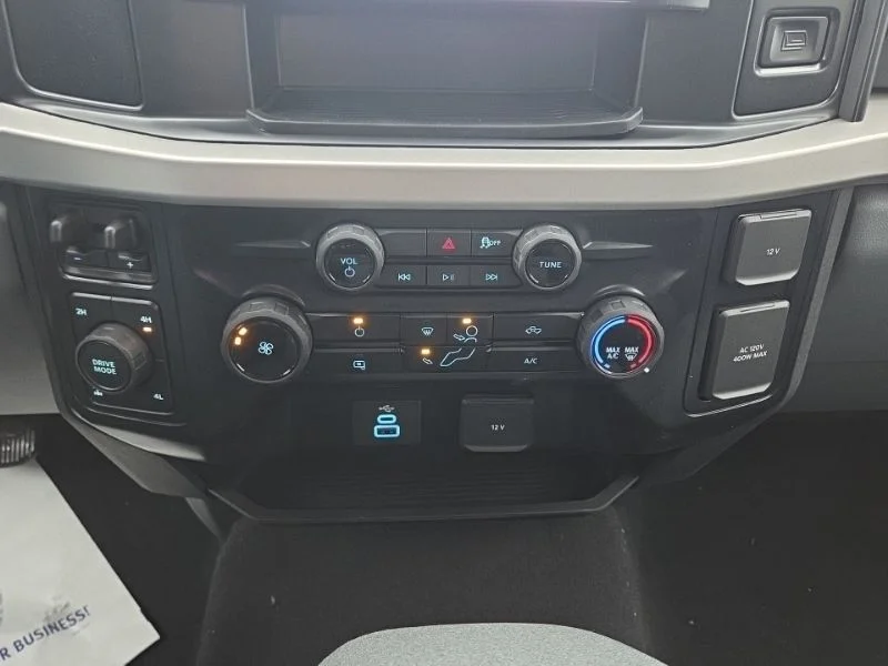 New 2026 Oxford White Ford F-350® XLT image 31