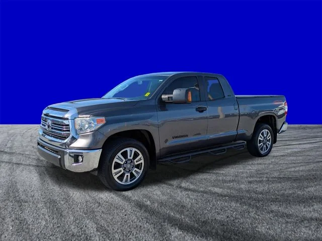 Used 2016 Gray Toyota SR5 image 8