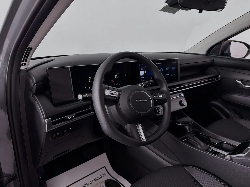 New 2026 Hampton Gray Hyundai SEL Plus image 9