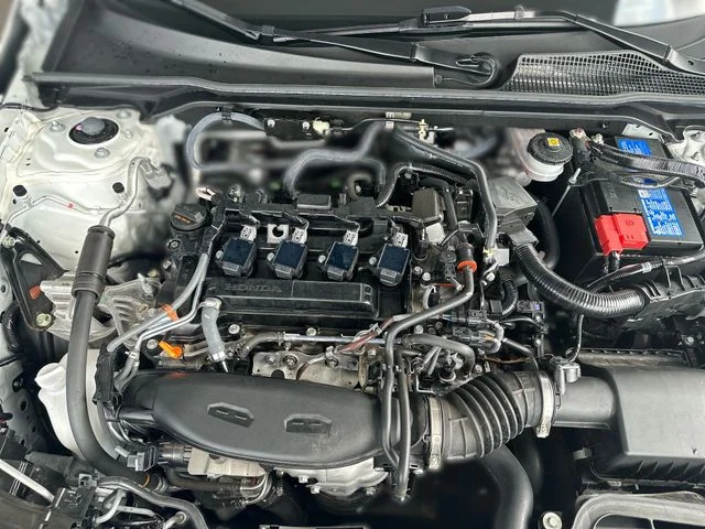 Used 2026 White Honda  image 28
