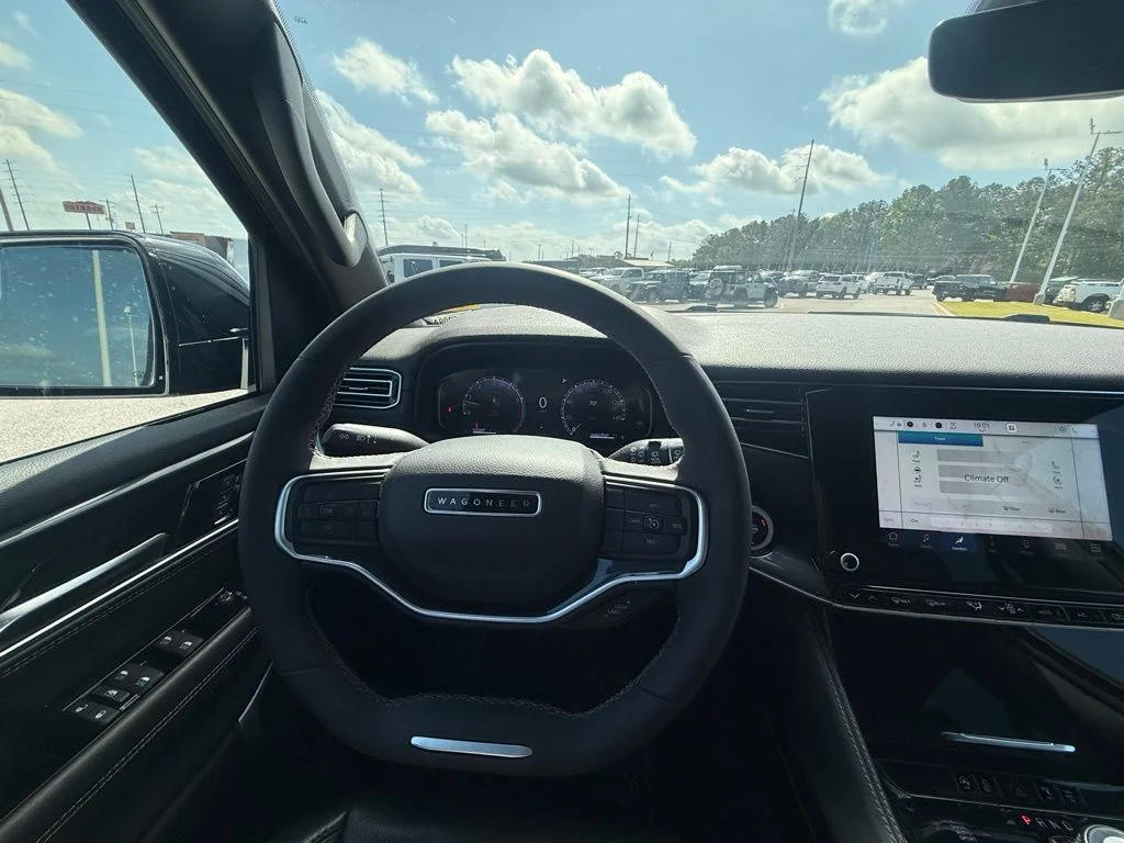 Used 2024 White Jeep Base image 14