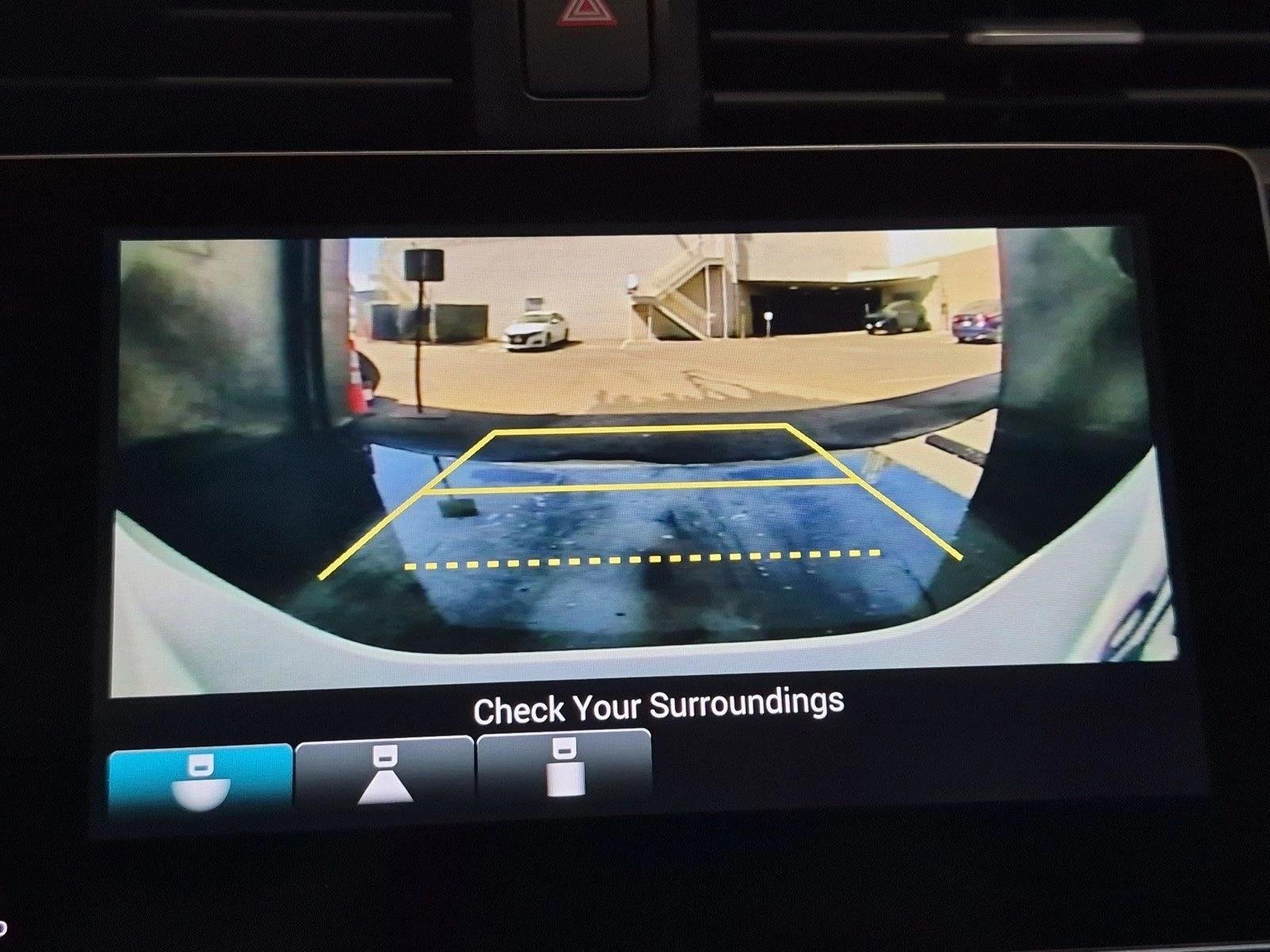 Used 2019 White Honda Touring image 11