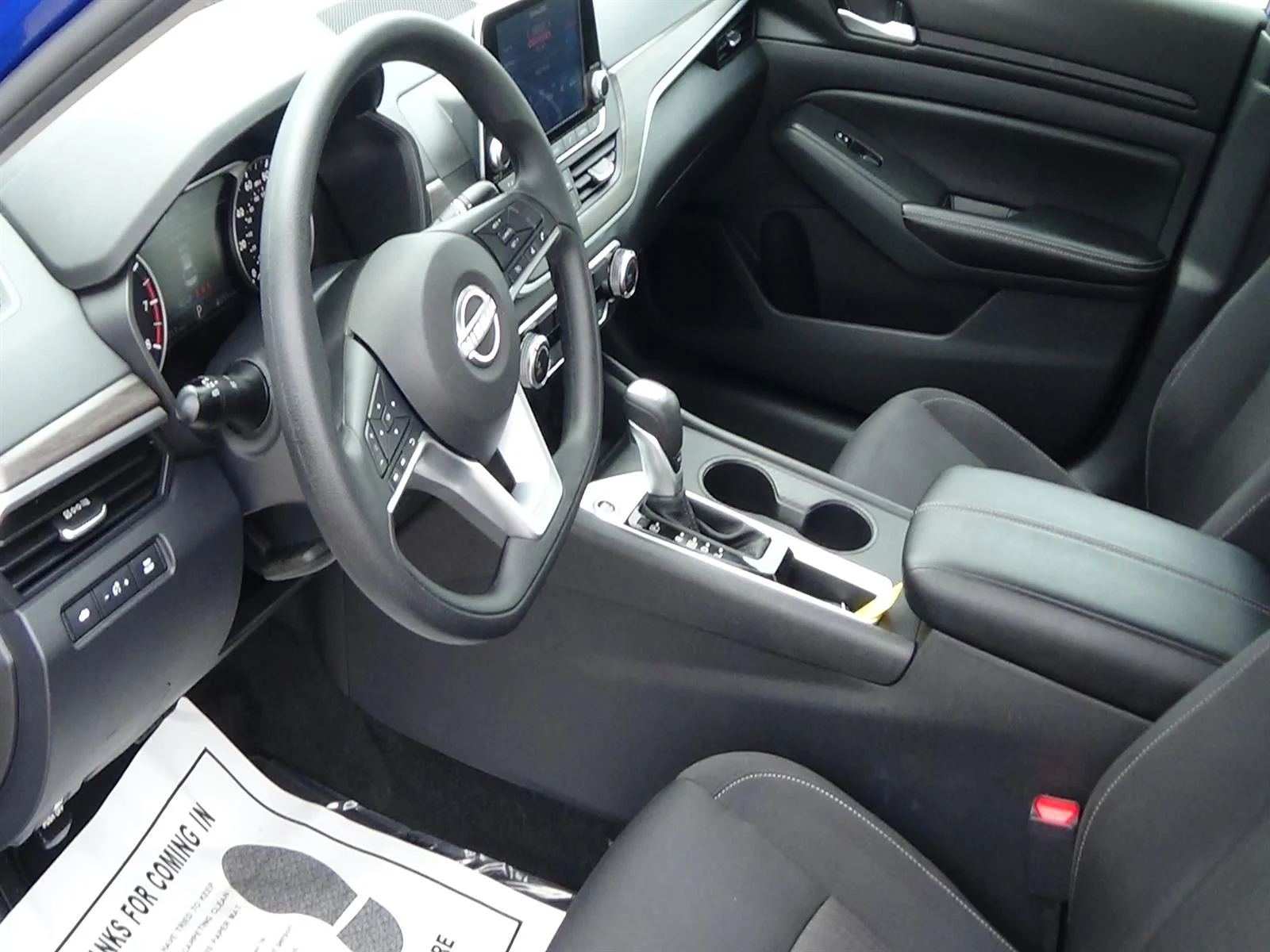 Used 2025 Bluestone Pearl (rcf) Nissan 2.5 SV image 15