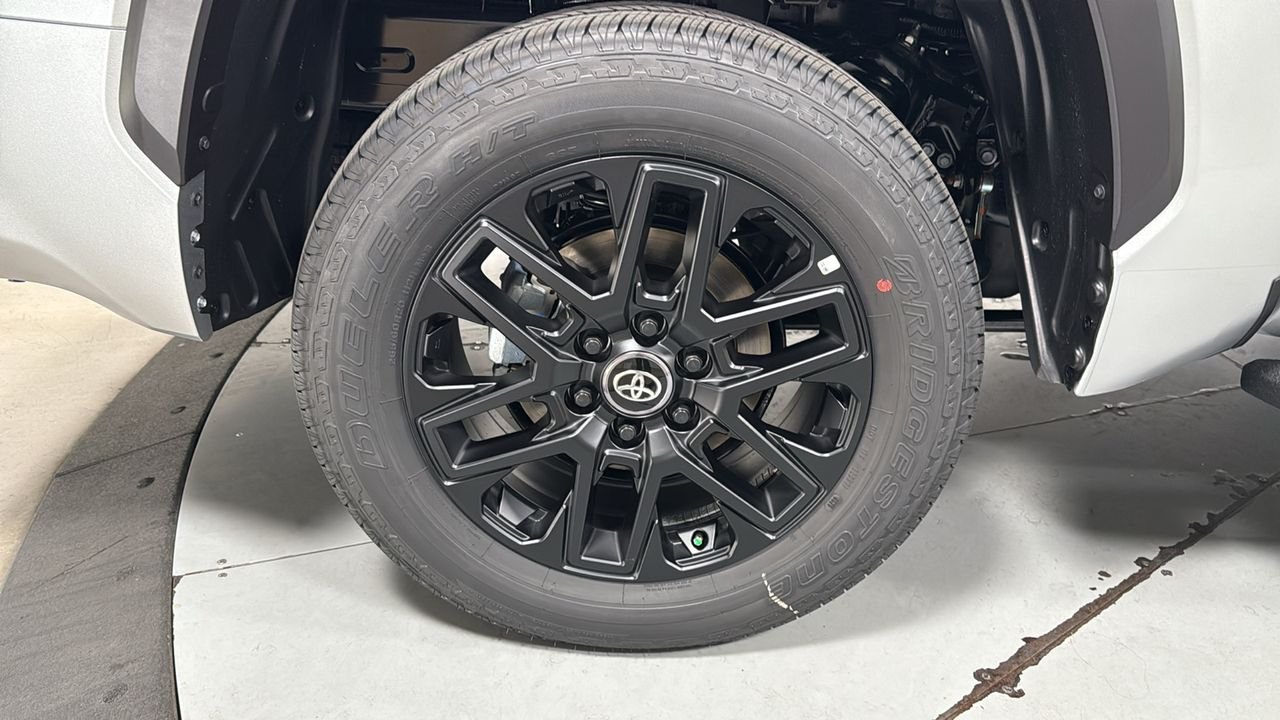 2026 Toyota Tundra Limited - Photo 22
