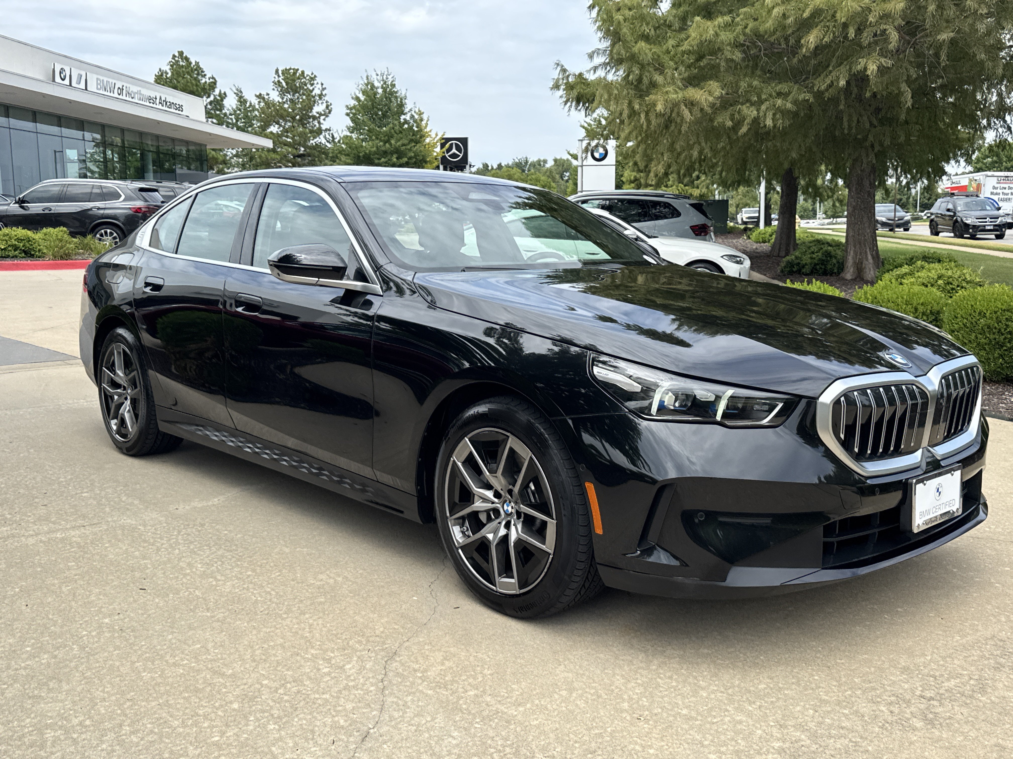 Certified Used 2026 Black Sapphire Metallic BMW 530i xDrive image 6