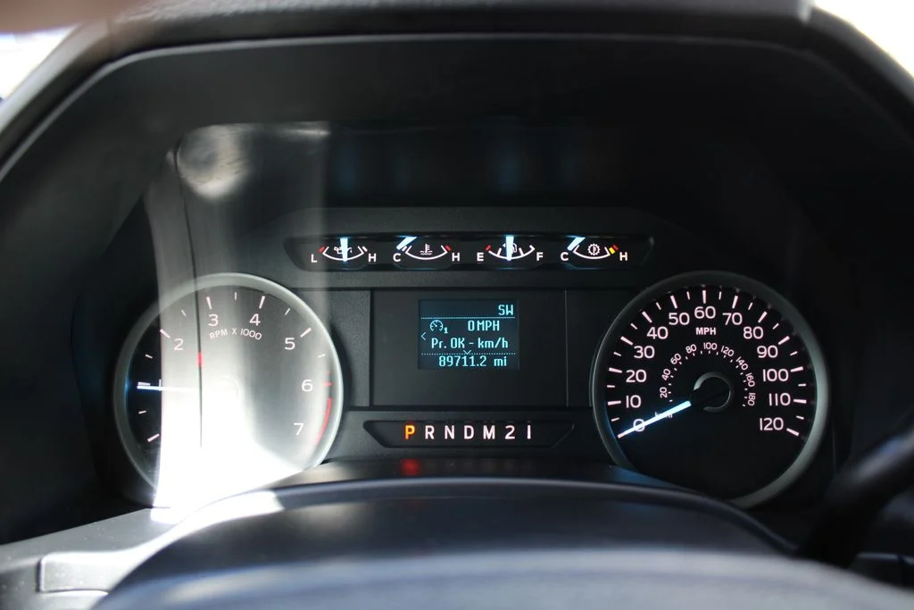 Used 2019 Agate Black Metallic Ford XLT image 23