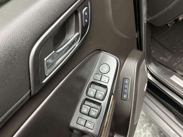 Used 2017 Black Chevrolet LT image 9