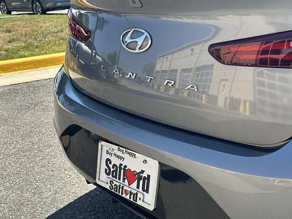 Used 2019 Gray Hyundai SEL image 11