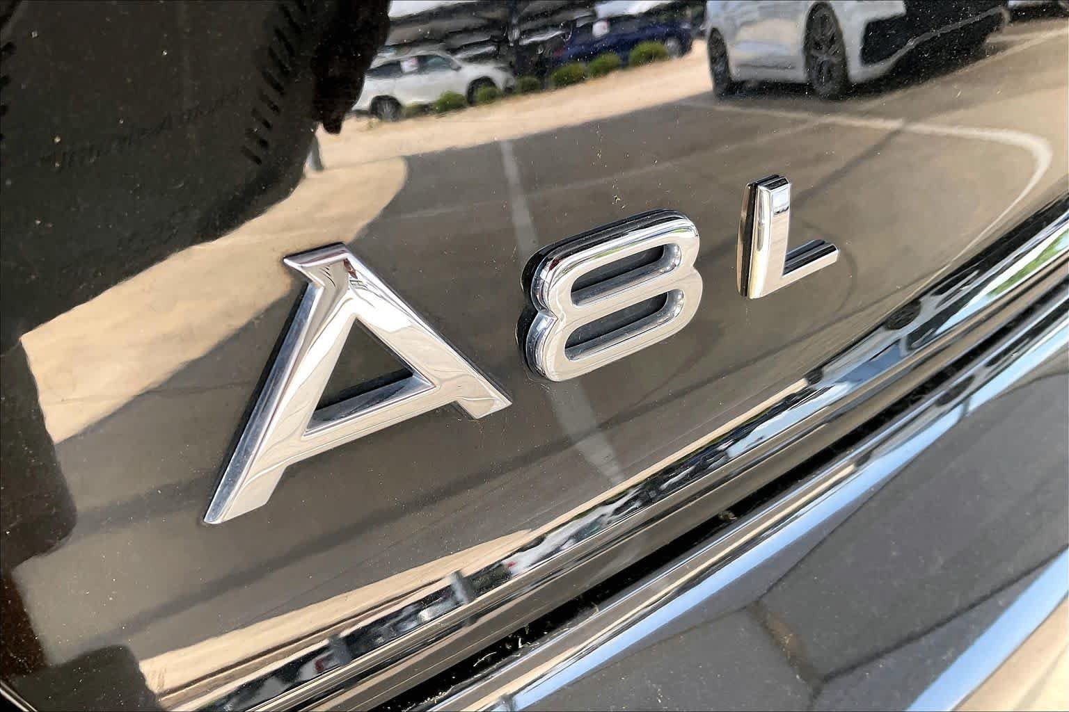 Used 2019 Mythos Black Metallic Audi  image 31