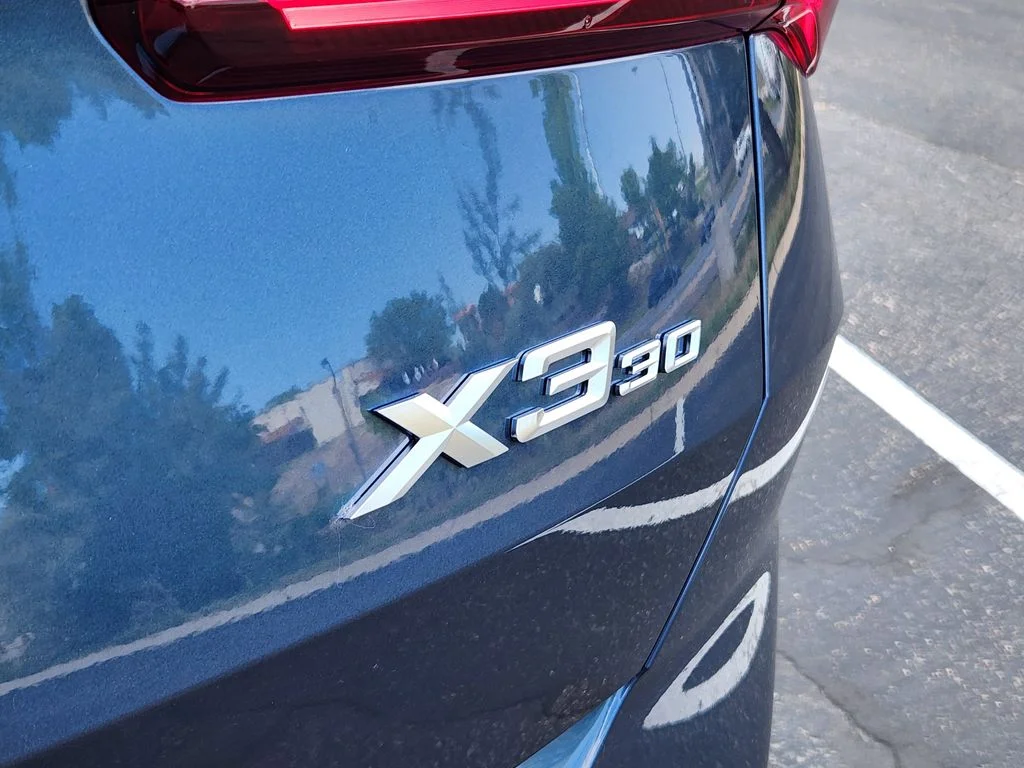 New 2026 Arctic Race Blue metallic BMW 30 xDrive image 19