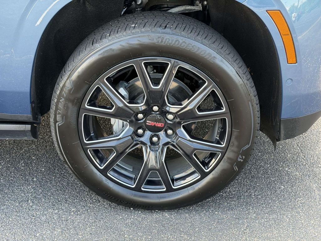 Used 2025 Blue GMC Denali image 25