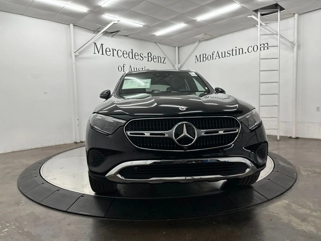 New 2026 Black Mercedes-Benz GLC 300 image 2