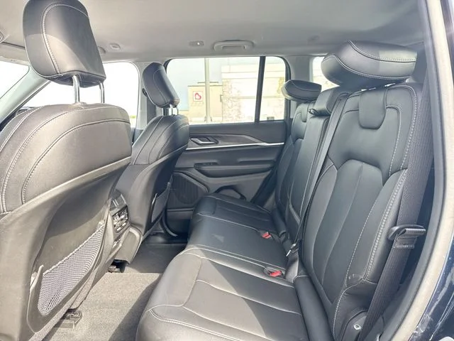 Used 2023 Blue Jeep Limited image 22