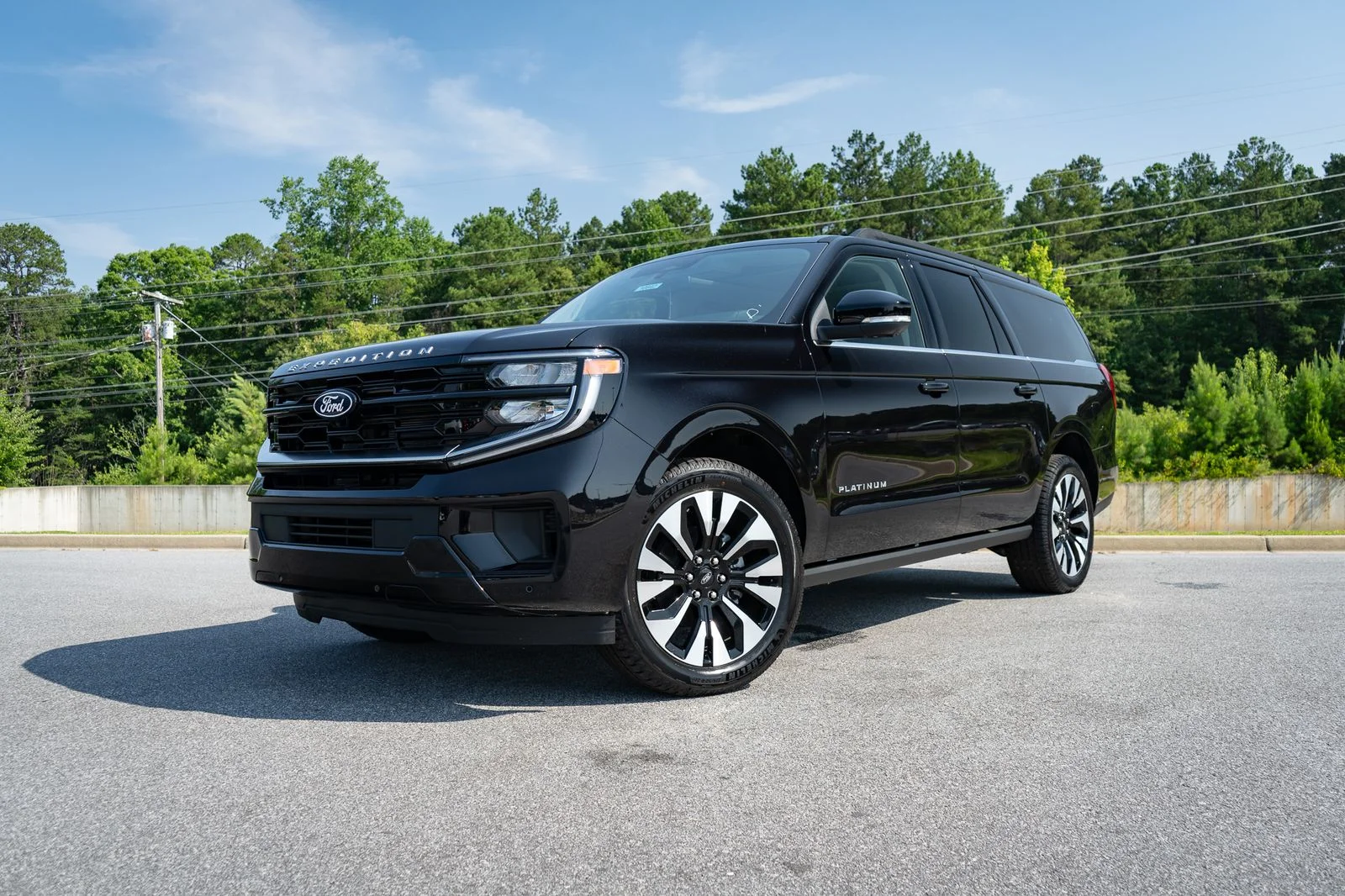 New 2027 Black Ford Platinum image 5