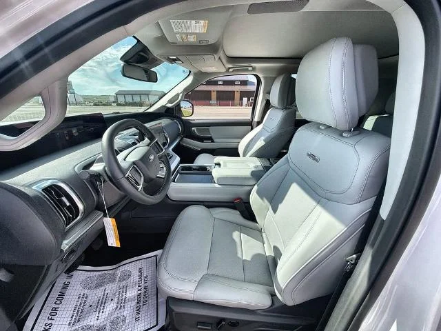 New 2026 Star White Metallic Tri-Coat Ford MAX Platinum® image 49
