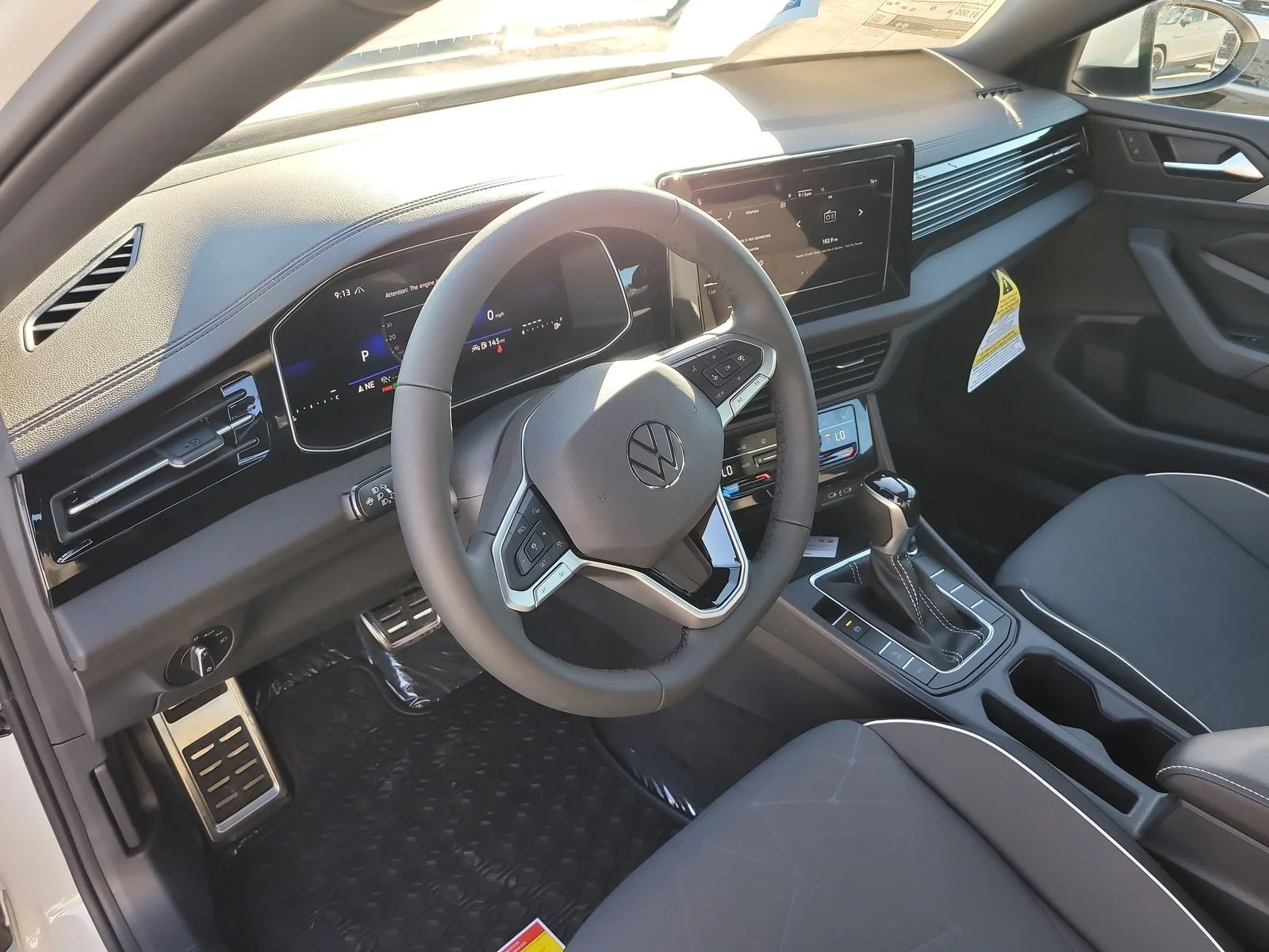 New 2026 Pure White Volkswagen 1.5T Sport image 19
