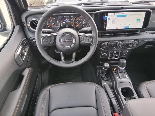 New 2026 Black Clear-Coat Exterior Paint Jeep Sahara image 13