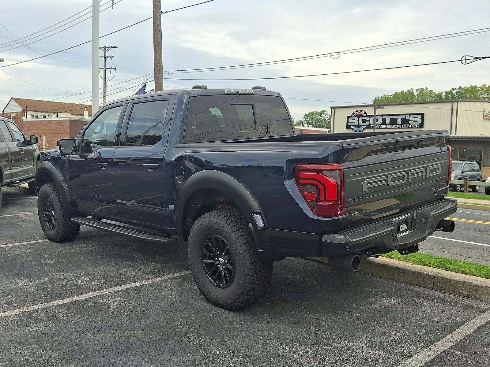 Used 2024 Antimatter Blue Metallic - HX Ford Raptor image 4