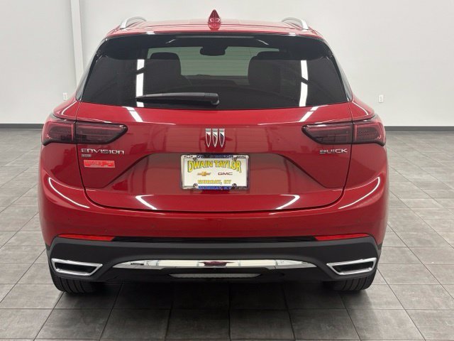 Used 2025 Red Buick Preferred image 3