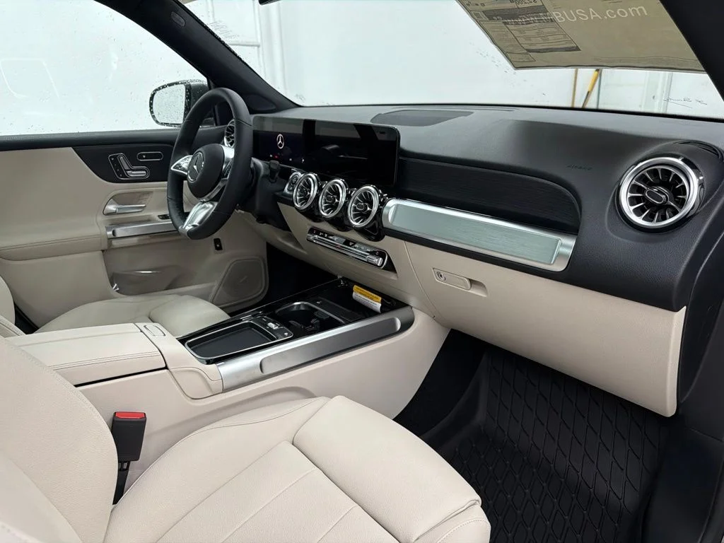 New 2026 Gray Mercedes-Benz GLB 250 image 27
