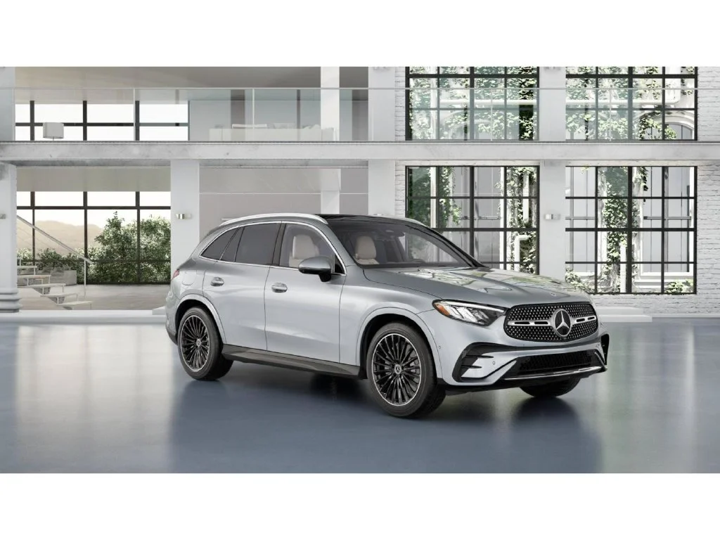 New 2027 Silver Mercedes-Benz GLC 300 image 11
