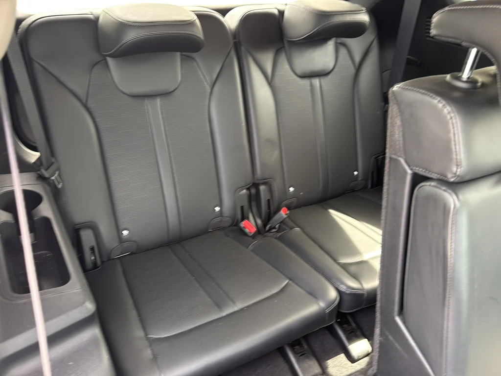 Used 2024 White Kia S image 12