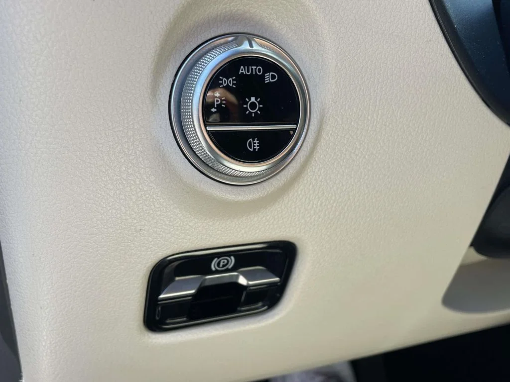 2023 Mercedes-Benz C-Class Sedan C 300 - Photo 34