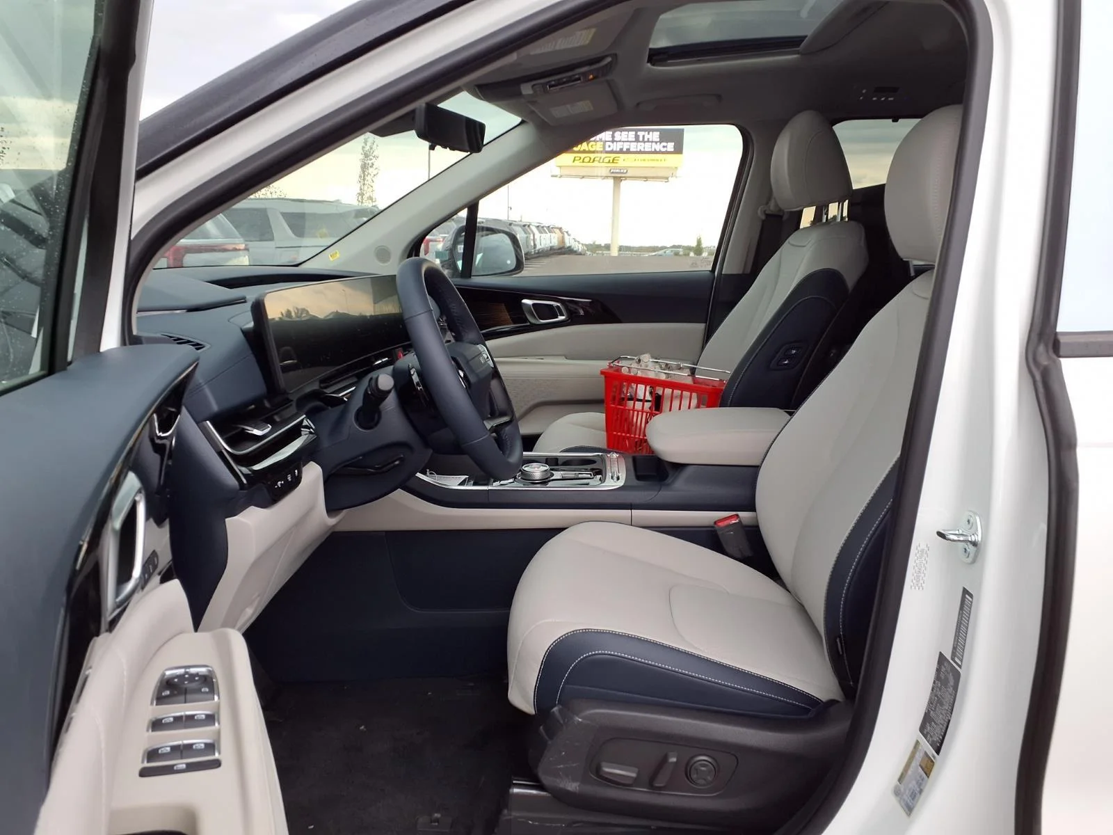 New 2027 Snow White Pearl Kia SX Prestige image 11
