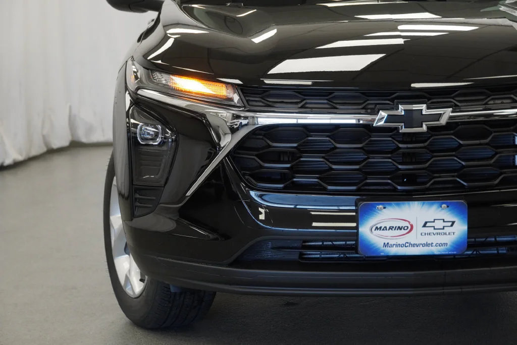 New 2026 Mosaic Black Metallic Chevrolet LS image 10