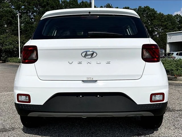 Used 2026 White Hyundai SE image 5