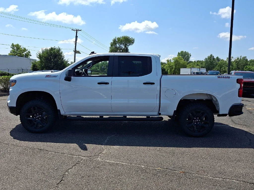 New 2026 Summit White Chevrolet Custom Trail Boss image 5