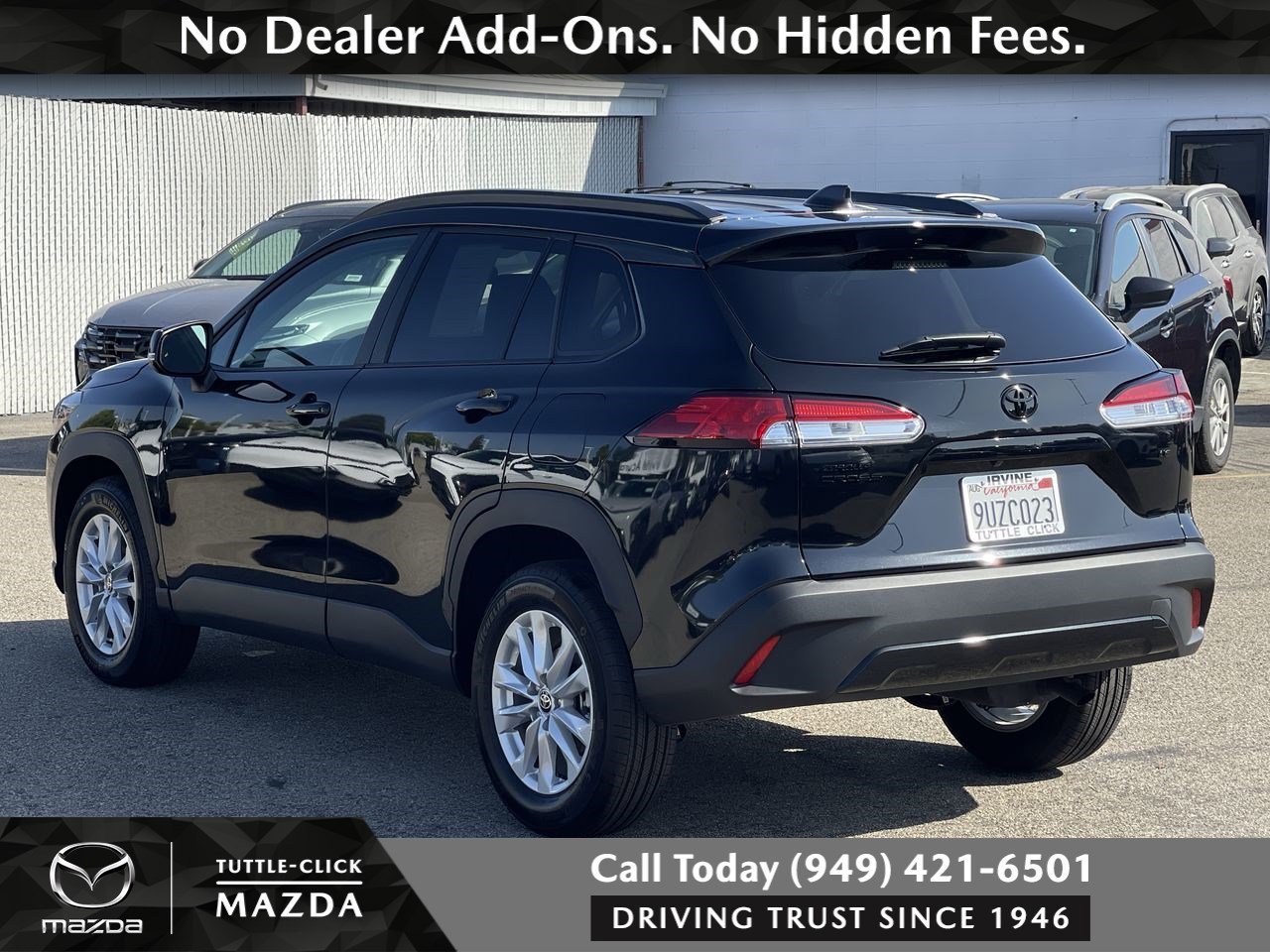 Used 2025 JET BLACK Toyota LE image 4